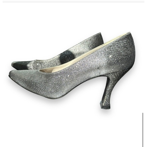 Stuart Weitzman Silver Gray Sparkle Heels Size 7B Excellent Condition - Picture 13 of 16
